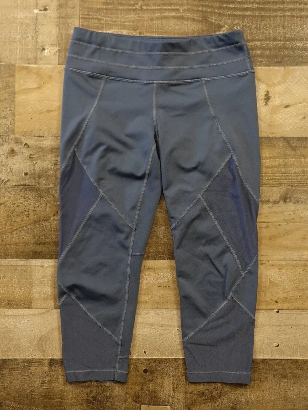Athleta Sonar Mesh‎ Capri Leggings Women’s Small Blue Athletic Workout